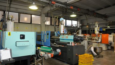 Azienda4-abantonelli-stampi-stampaggio-materie-plastiche.jpg